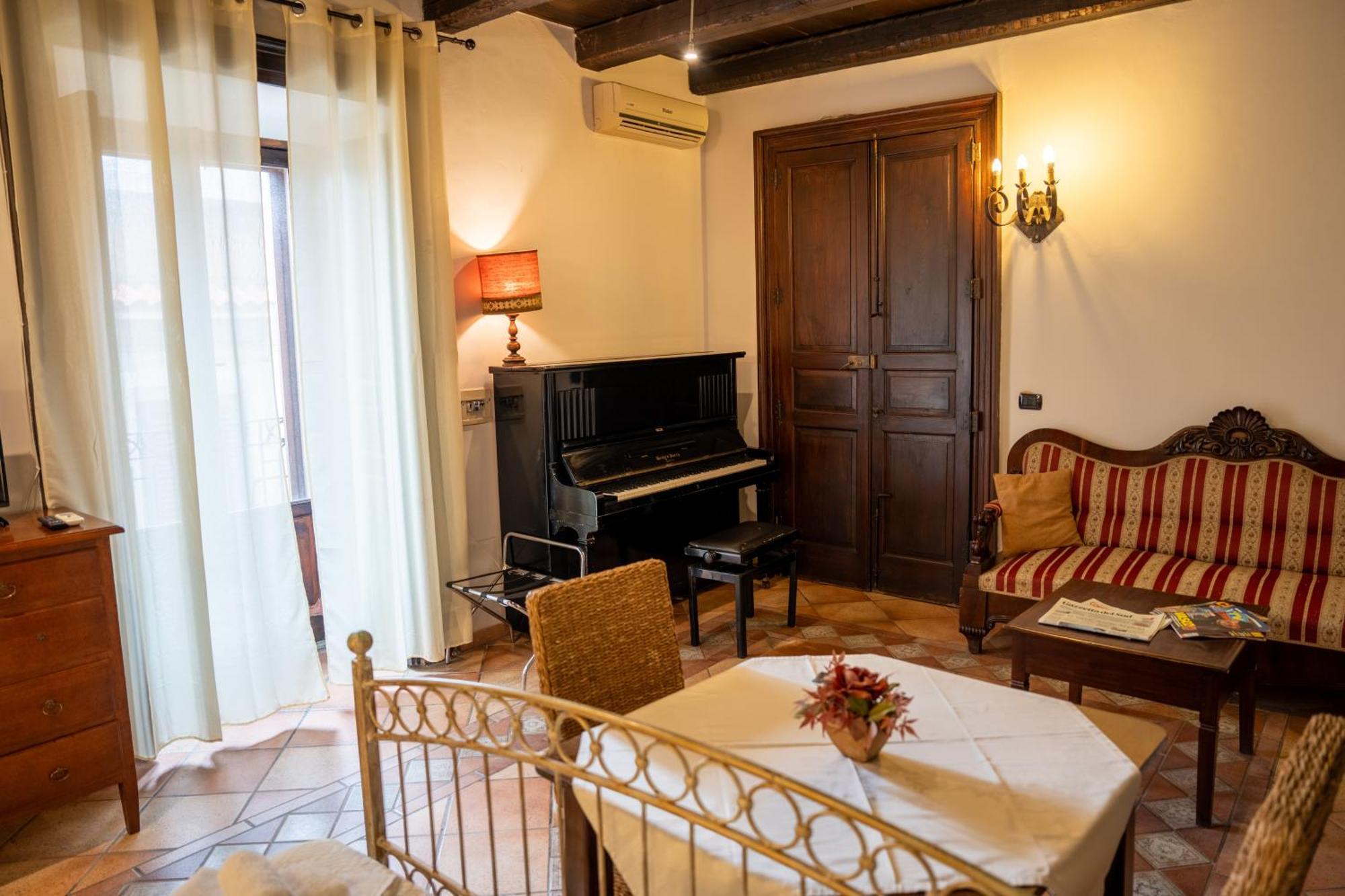 Residenza L'Antico Borgo Hotel Филадельфия Экстерьер фото